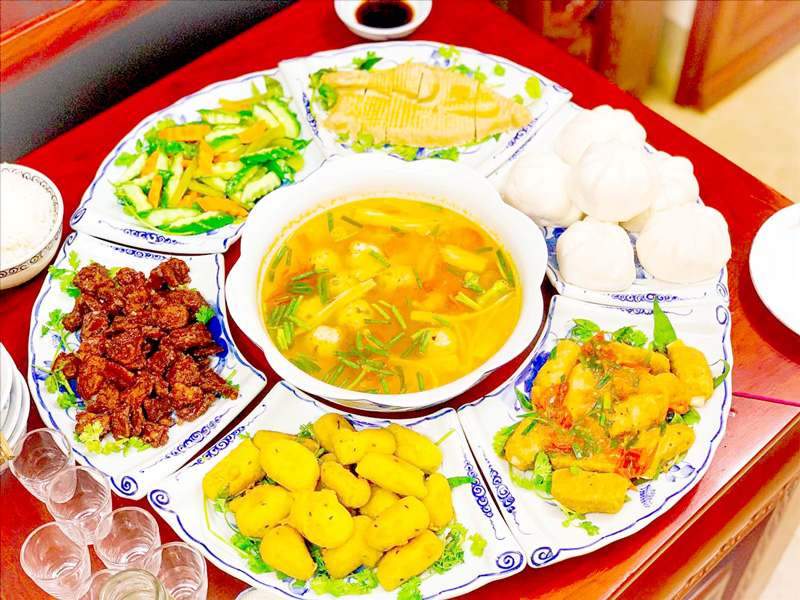 Mâm cúng đám giỗ miền Nam gồm những gì?