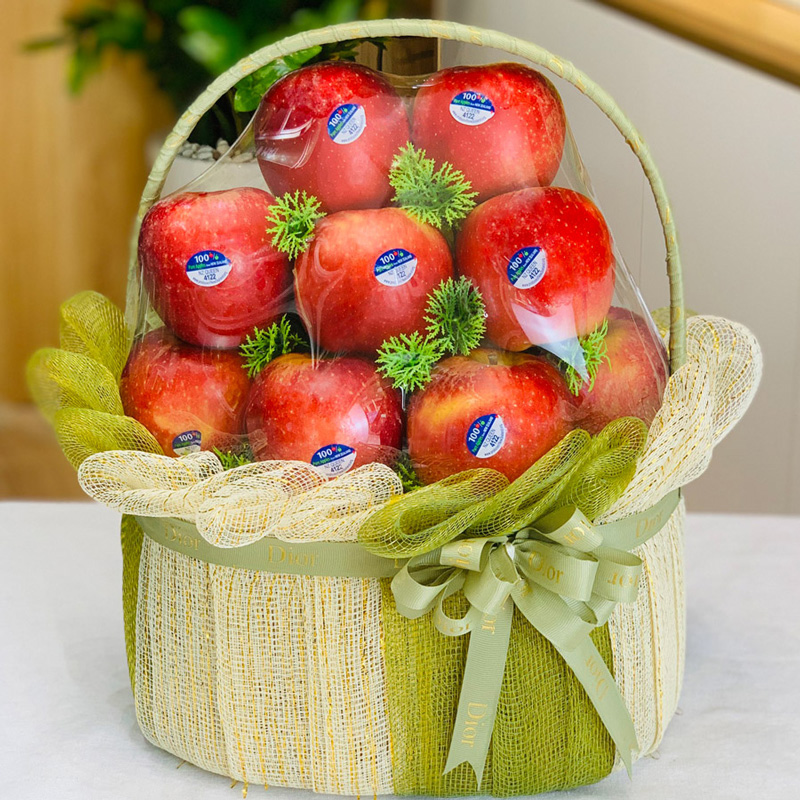 Mẫu giỏ trái cây ra mắt đẹp mang ý nghĩa tốt lành