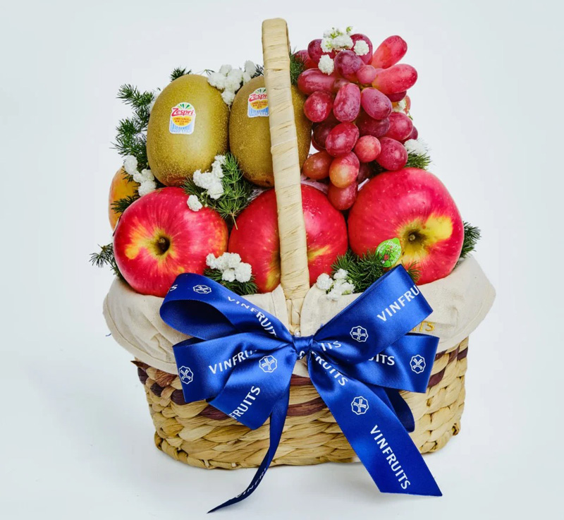 giỏ trái cây ra mắt nhà bạn gái